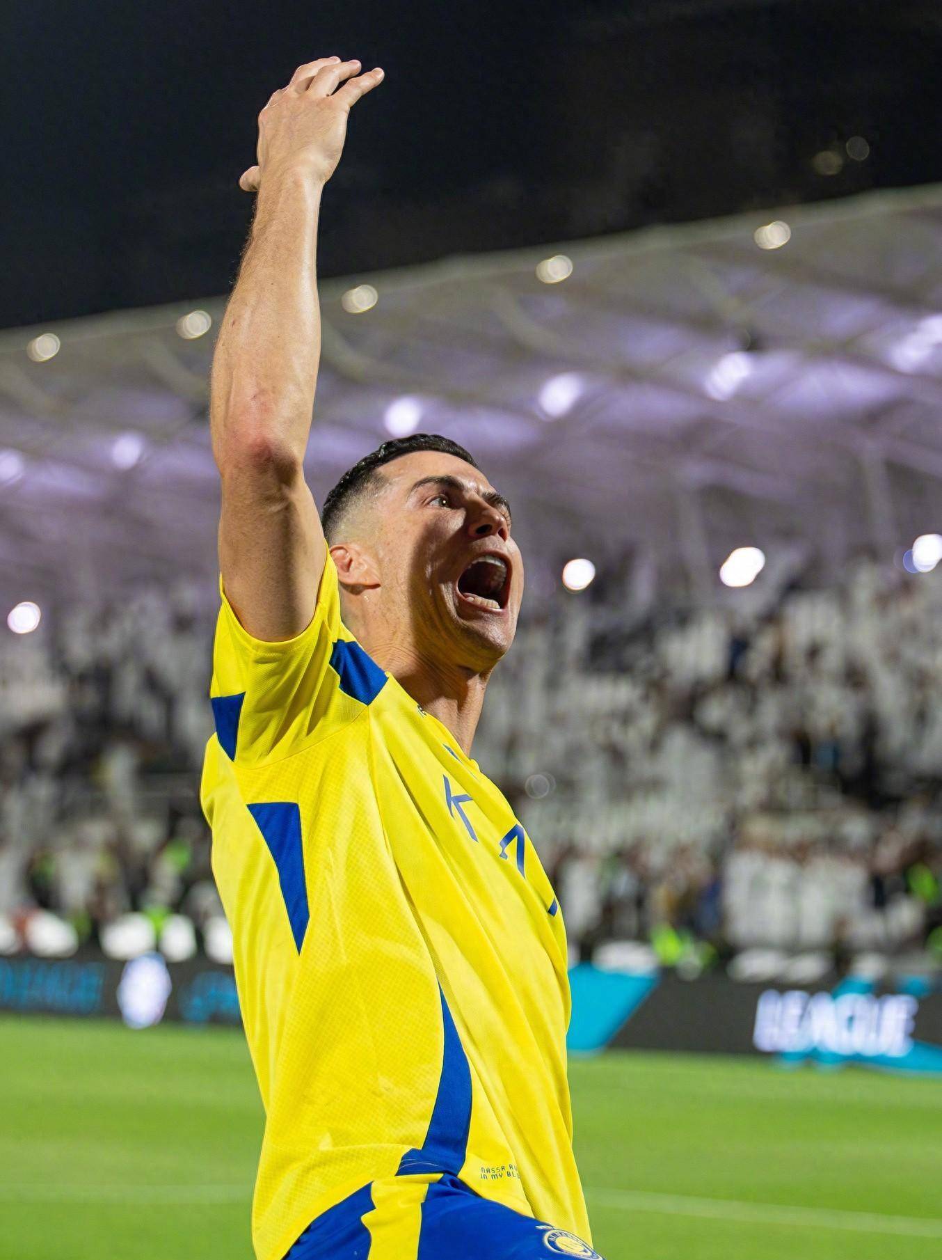 队进攻更加 队进攻更加